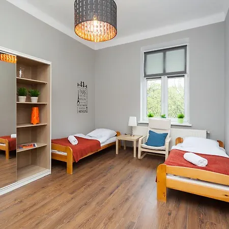 Erasmus Student - Jewish District Apartment *